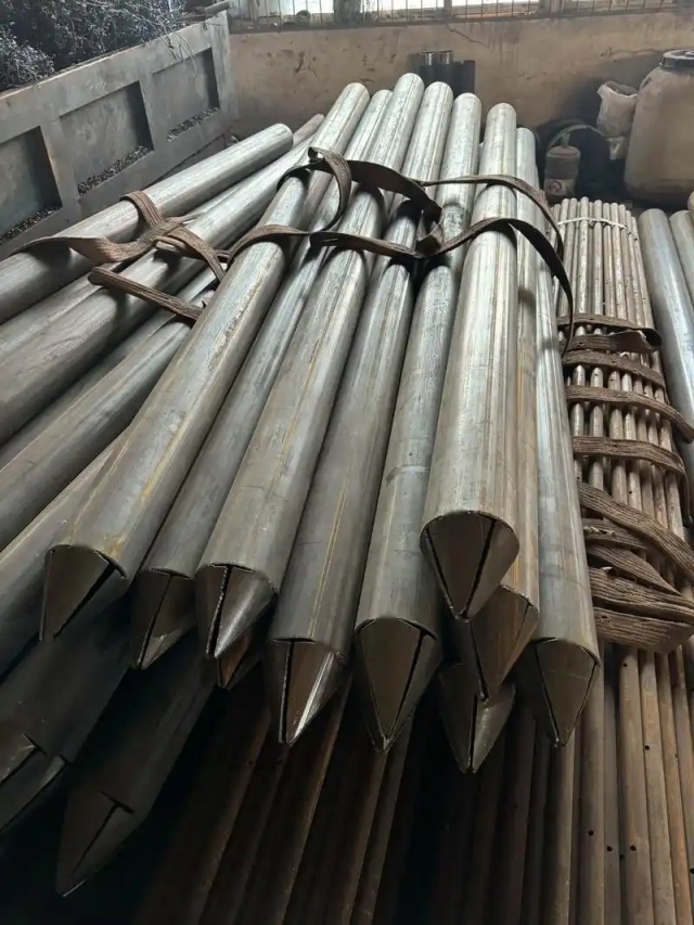 赤壁钢花管锚杆